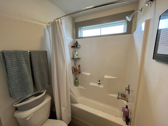 Building Photo - **OFFERING WAIVED APPLICATION FEES & $150 ...