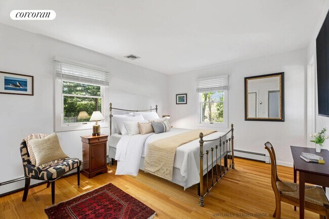 Building Photo - 179 Redwood Rd