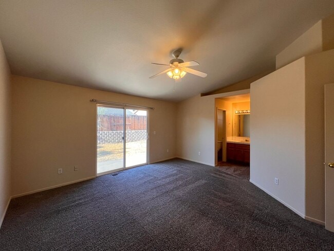 Building Photo - Great 3 bedroom Fernley home located in th...