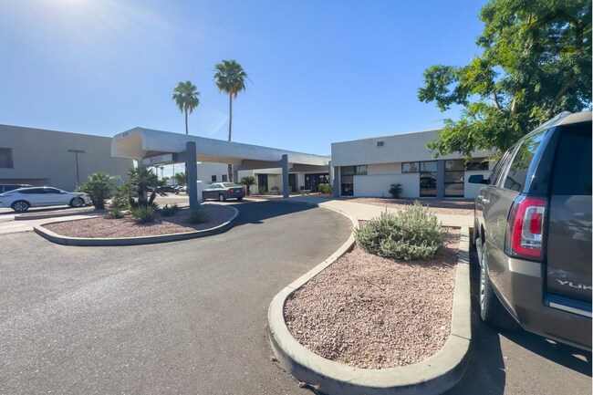 Building Photo - 1765 E Pepper Cir