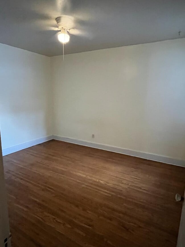 Building Photo - 1300 Everett Ave