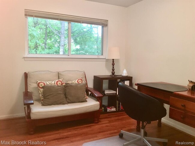 Building Photo - 1619 Poplar Ave