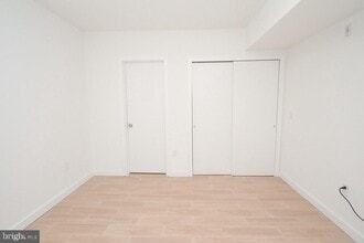 Building Photo - 1917-21 E Letterly St