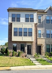 Building Photo - 3491 Cormorant Dr