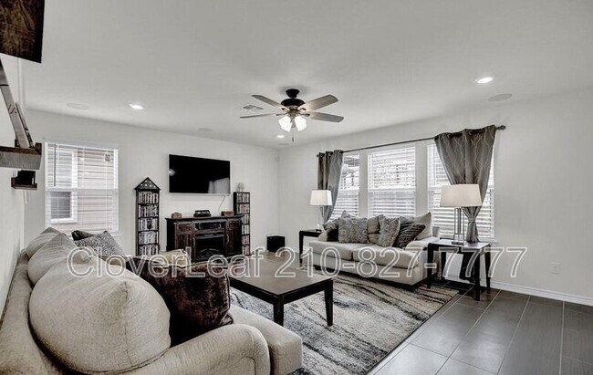 Building Photo - 667 Anthem Ln