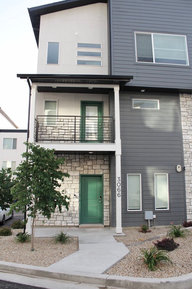 Building Photo - 3066 N Indigo Lp