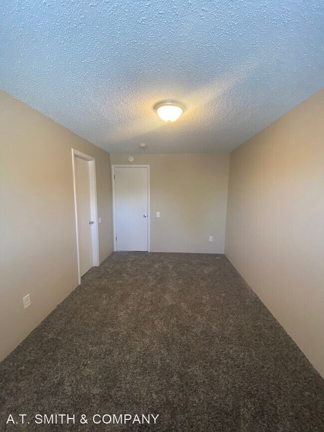 Building Photo - 2 br, 1.5 bath House - 1791 Quail Street
