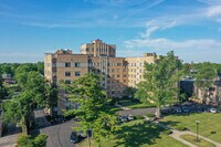 Building Photo - 610-ROYAL YORK APARTMENTS, LLC