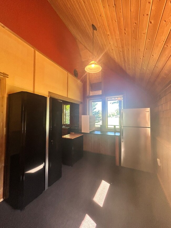 Building Photo - Gorgeous A frame loft home in the country