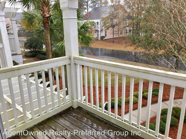 Building Photo - 3 br, 2.5 bath House - 2932 Sugarberry Ln