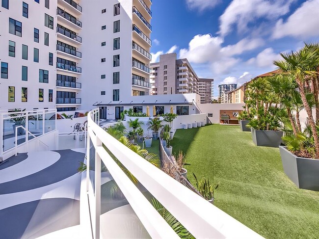 Building Photo - 199 Dali Blvd