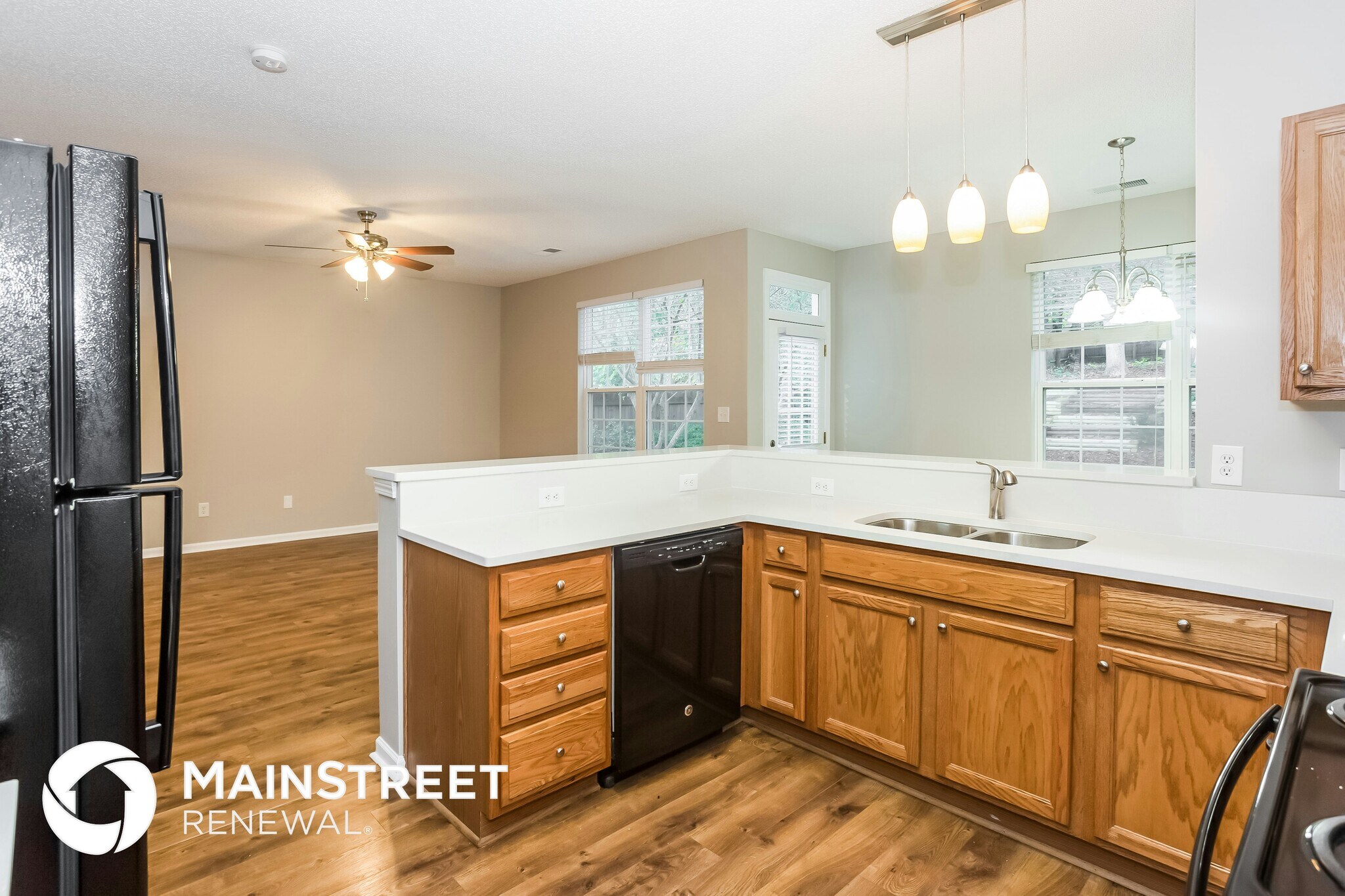 Building Photo - 8104 Weeping Fig Ln