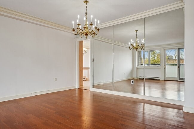 Building Photo - 1 Euclid Ave