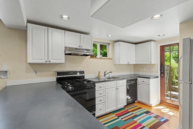 Building Photo - 351 NW 84th St