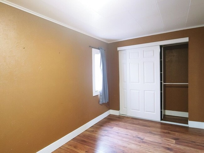 Building Photo - SEC104