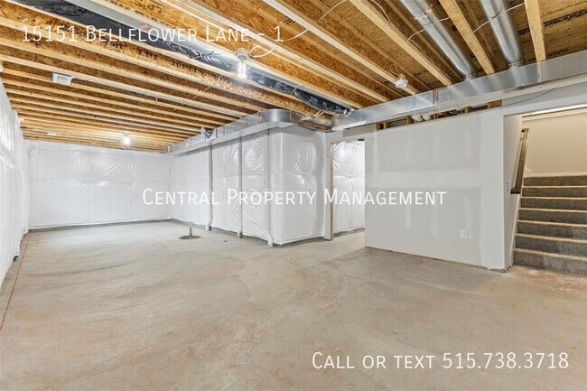 Building Photo - 15151 Bellflower Ln