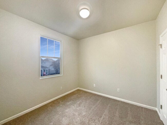 Building Photo - 3039 Torland St