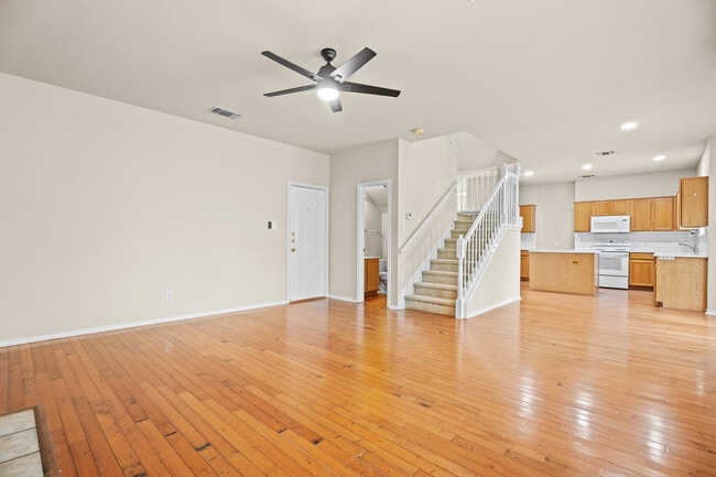 Building Photo - 511 Shannon Rose