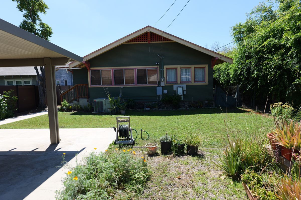 Building Photo - 115 E Jefferson