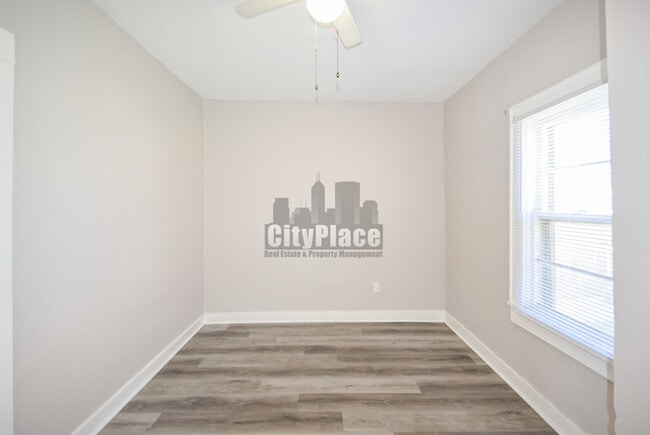 Building Photo - 2314 Union St