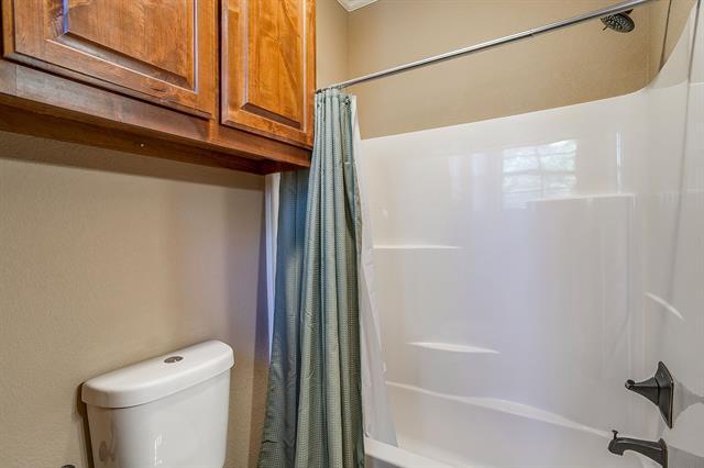 Building Photo - 129 Eagle Dr