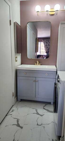 Building Photo - 2920 Briarwood Rd