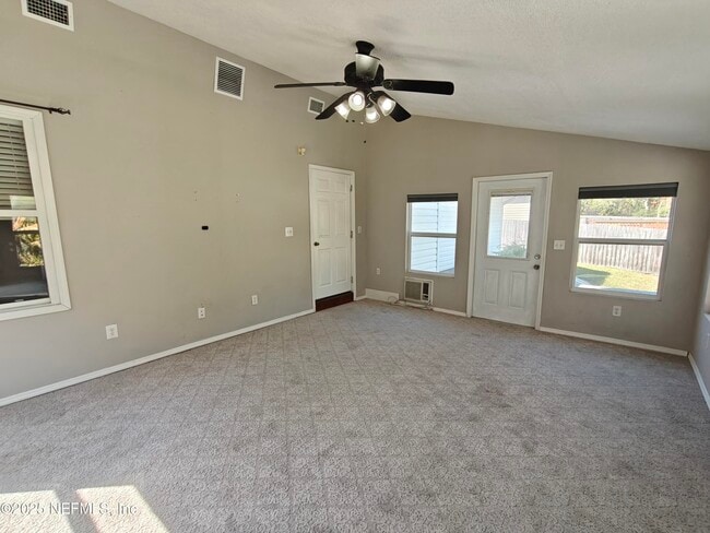 Building Photo - 8971 Rockpond Meadows Dr