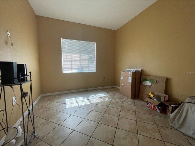 Building Photo - 6007 Skydale Way