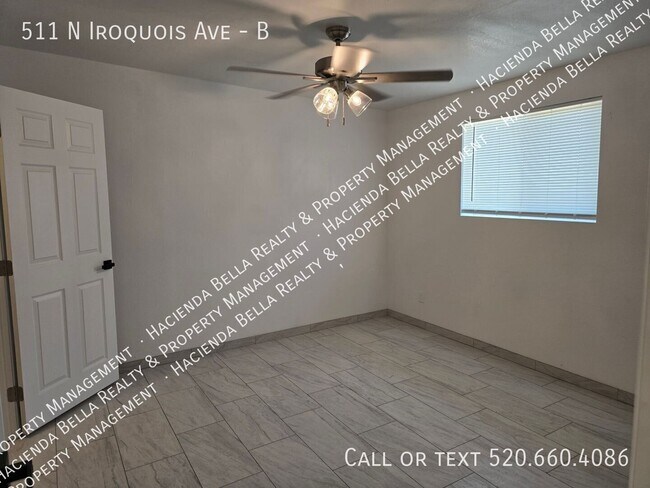 Building Photo - 511 N Iroquois Ave