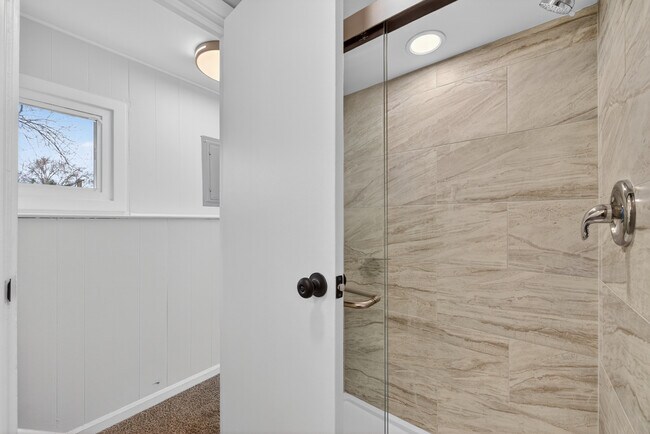 Building Photo - 500 Colgate Ct