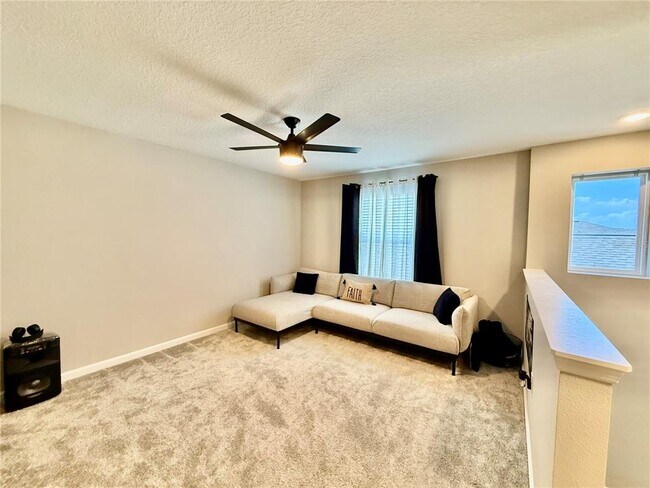 Building Photo - 6255 Golden Bch Dr