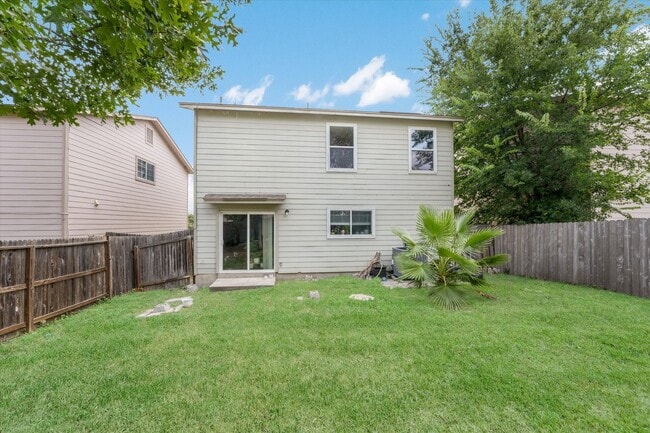 Building Photo - Easy Living on Amber Ledge