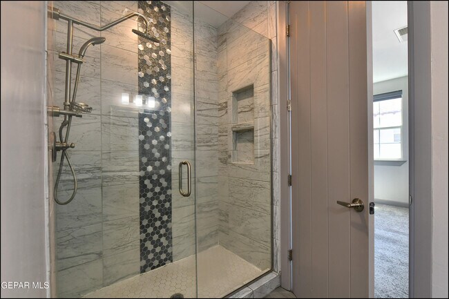 Building Photo - 312 Vin Almoradi Ct