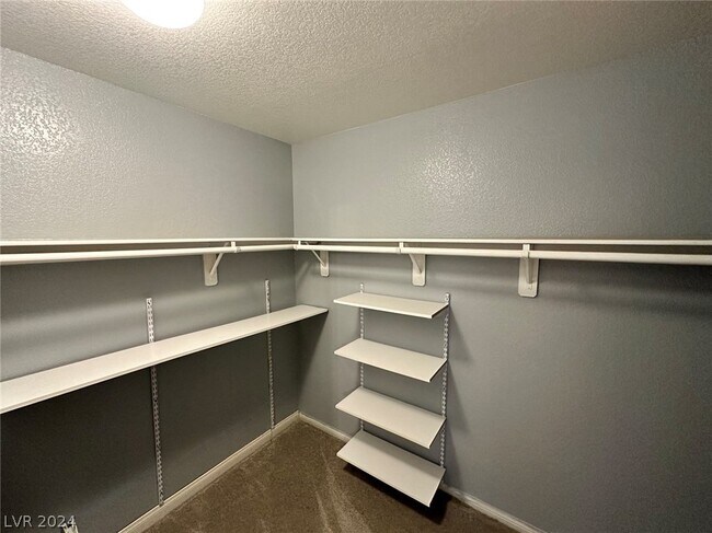 Building Photo - 6459 Twin Harbors Ct