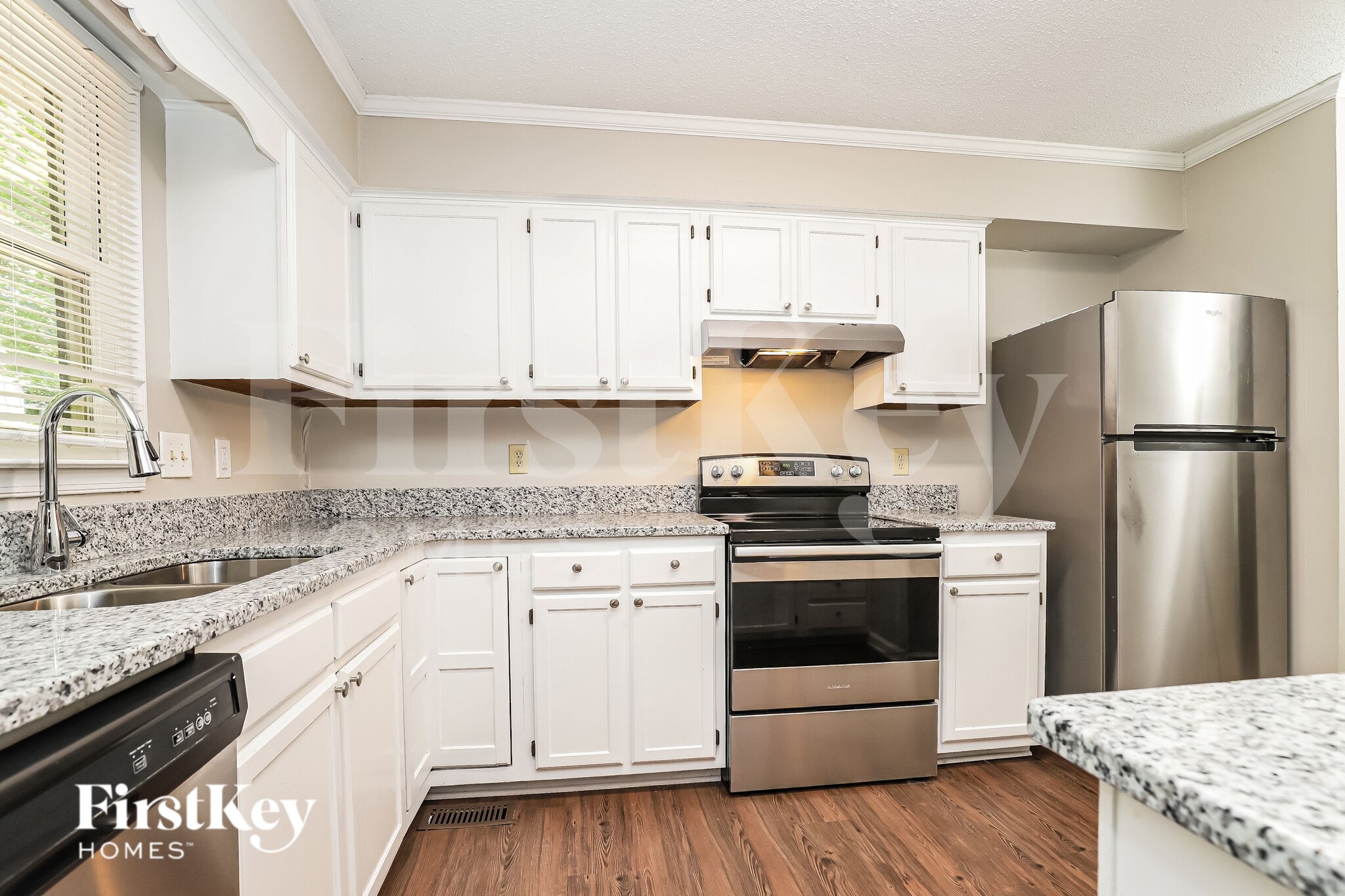 Building Photo - 3007 Amidon Dr