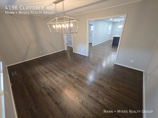 Building Photo - 4196 Cliffdale Rd