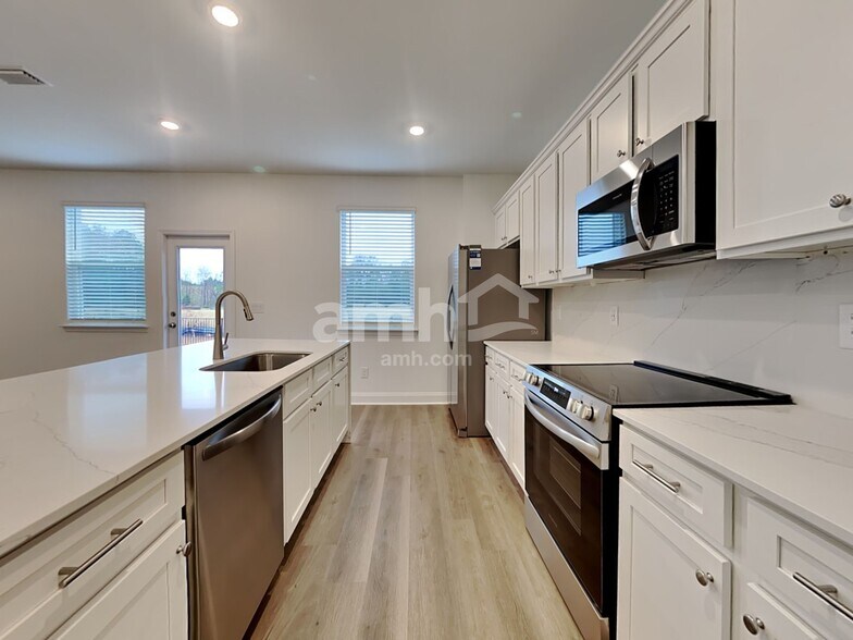 Building Photo - 168 Portside Pk Dr