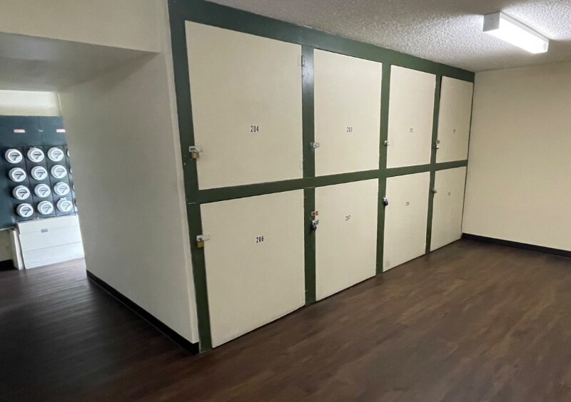 Building Photo - 7615 E Quincy Ave