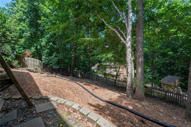 Building Photo - 620 Brook Landing Ct