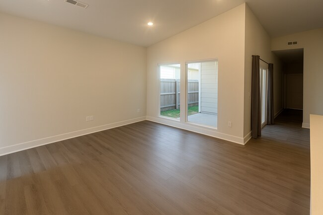 Building Photo - 11619/21 Harry Ct