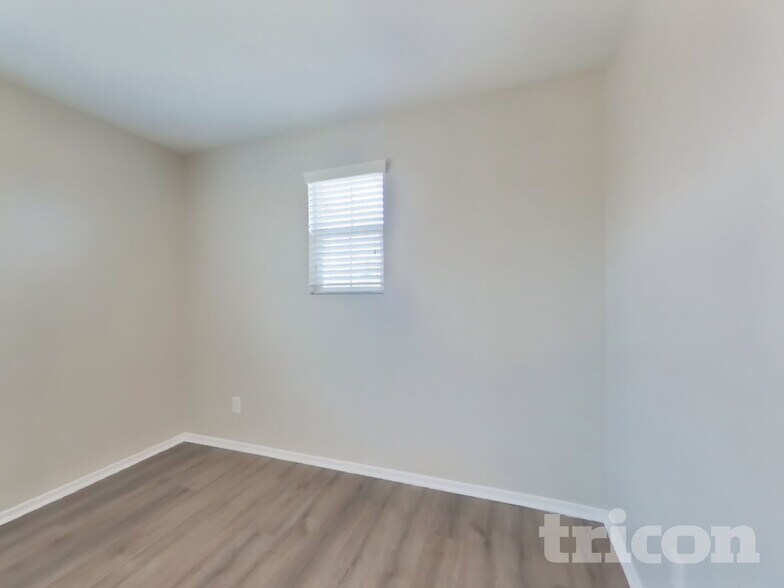 Building Photo - 34629 Foxberry Rd