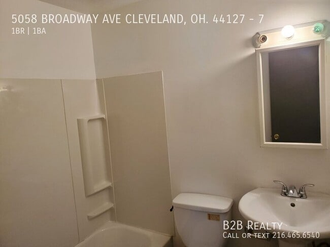 Building Photo - 5058 Broadway Ave