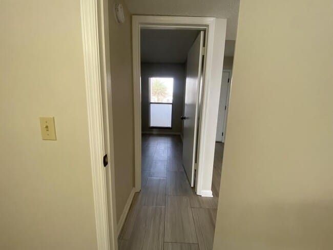 Building Photo - 275 1st St S