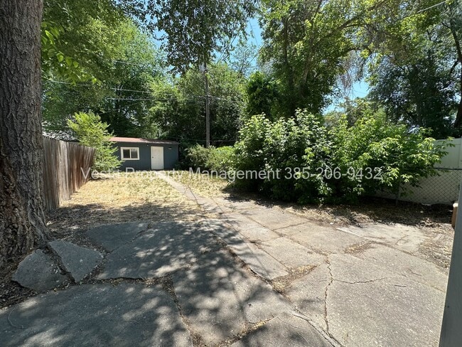Building Photo - 2538 Orchard Ave
