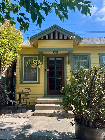 Building Photo - 5714 Virginia Ave