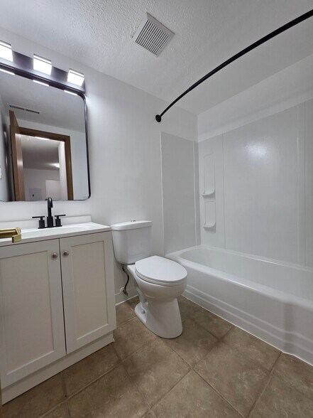 Building Photo - 25735 Lorain Rd