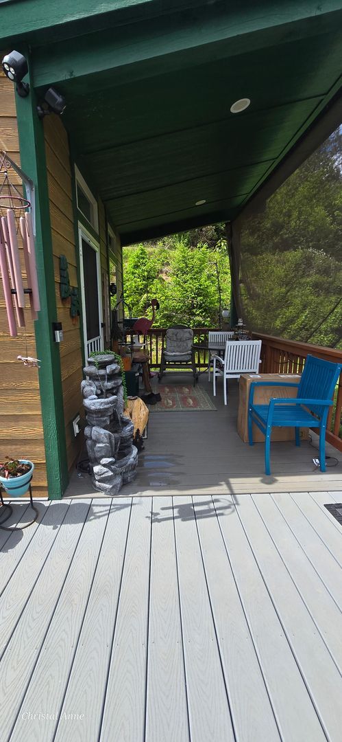 Building Photo - Fabulous Cabin over Hood Canal