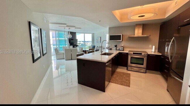 Building Photo - 250 Sunny Isles Blvd