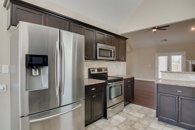 Building Photo - 3615 Penrith Dr