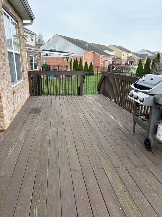 Building Photo - Gorgeous 3 bdr/3.5 bath Home in Centerville/Springboro Area